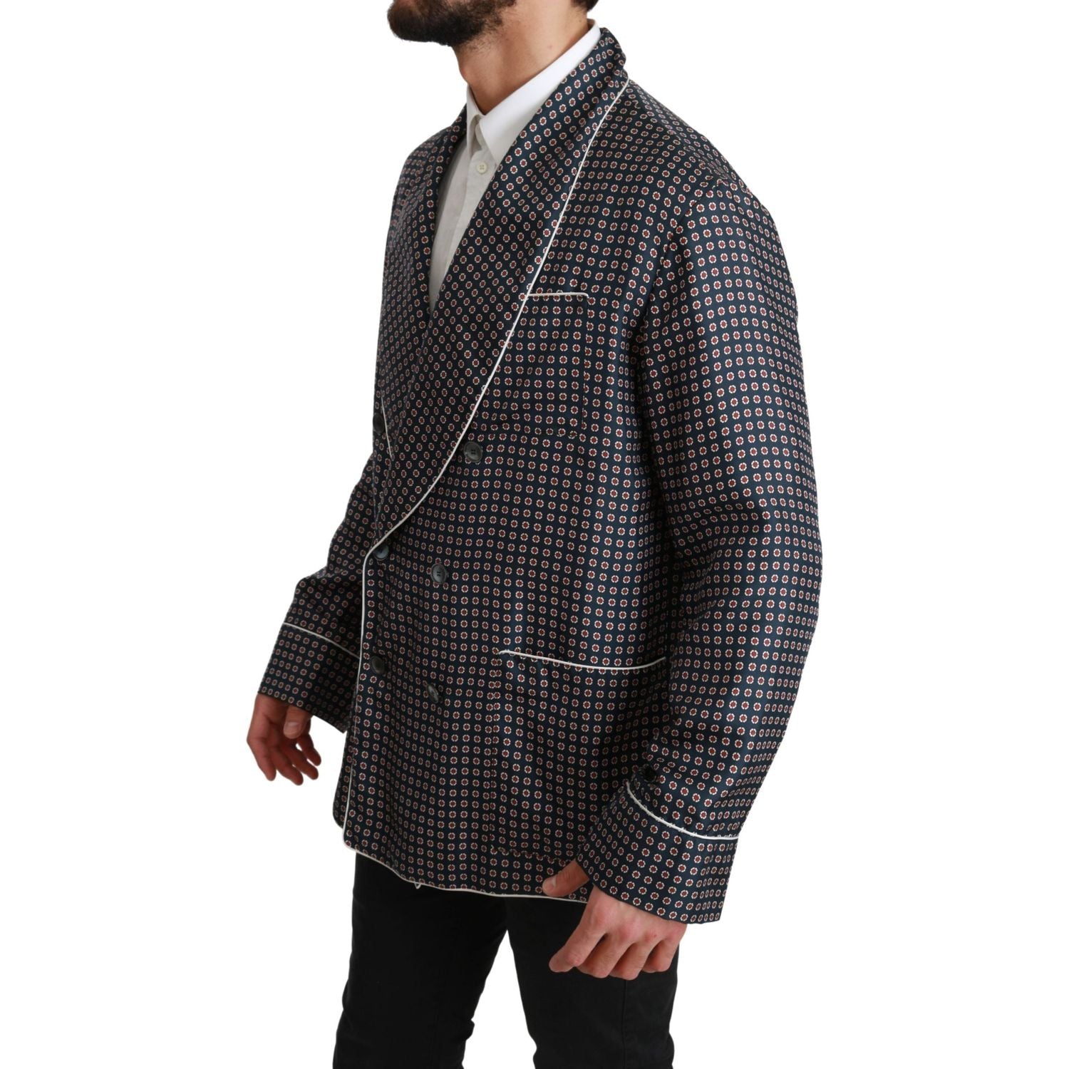 优雅的海军蓝真丝双排扣大衣