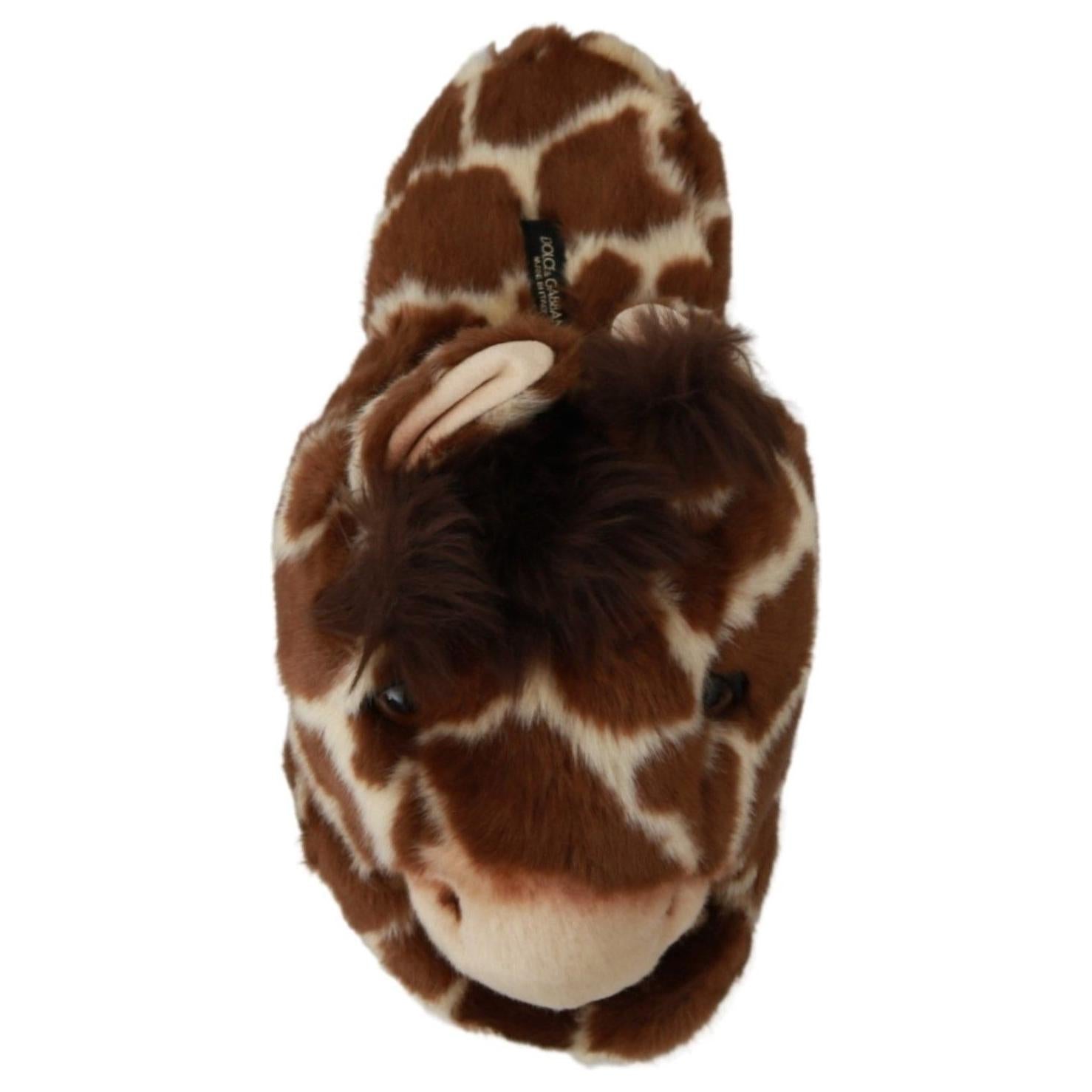 优雅的长颈鹿图案拖鞋，带来精致的舒适感