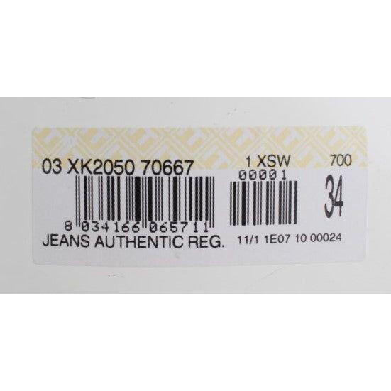 优雅常规版型蓝色洗水牛仔裤