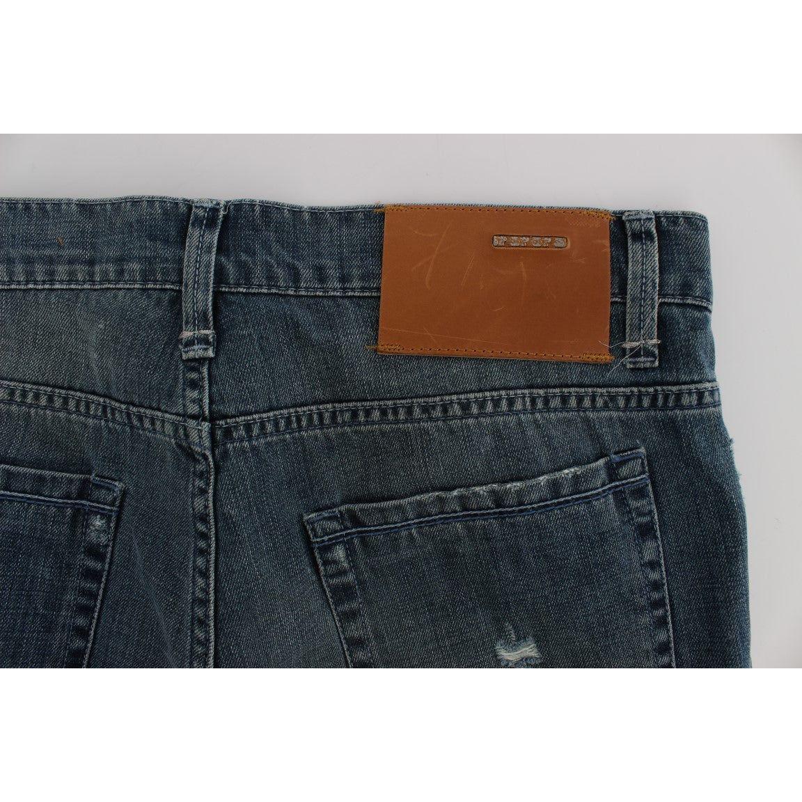 优雅常规版型蓝色洗水牛仔裤