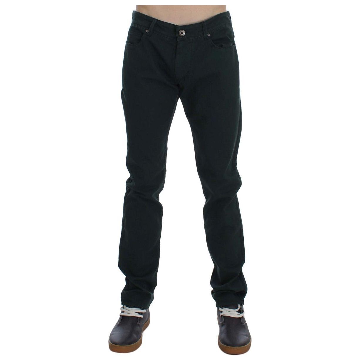 别致的绿色直筒牛仔裤