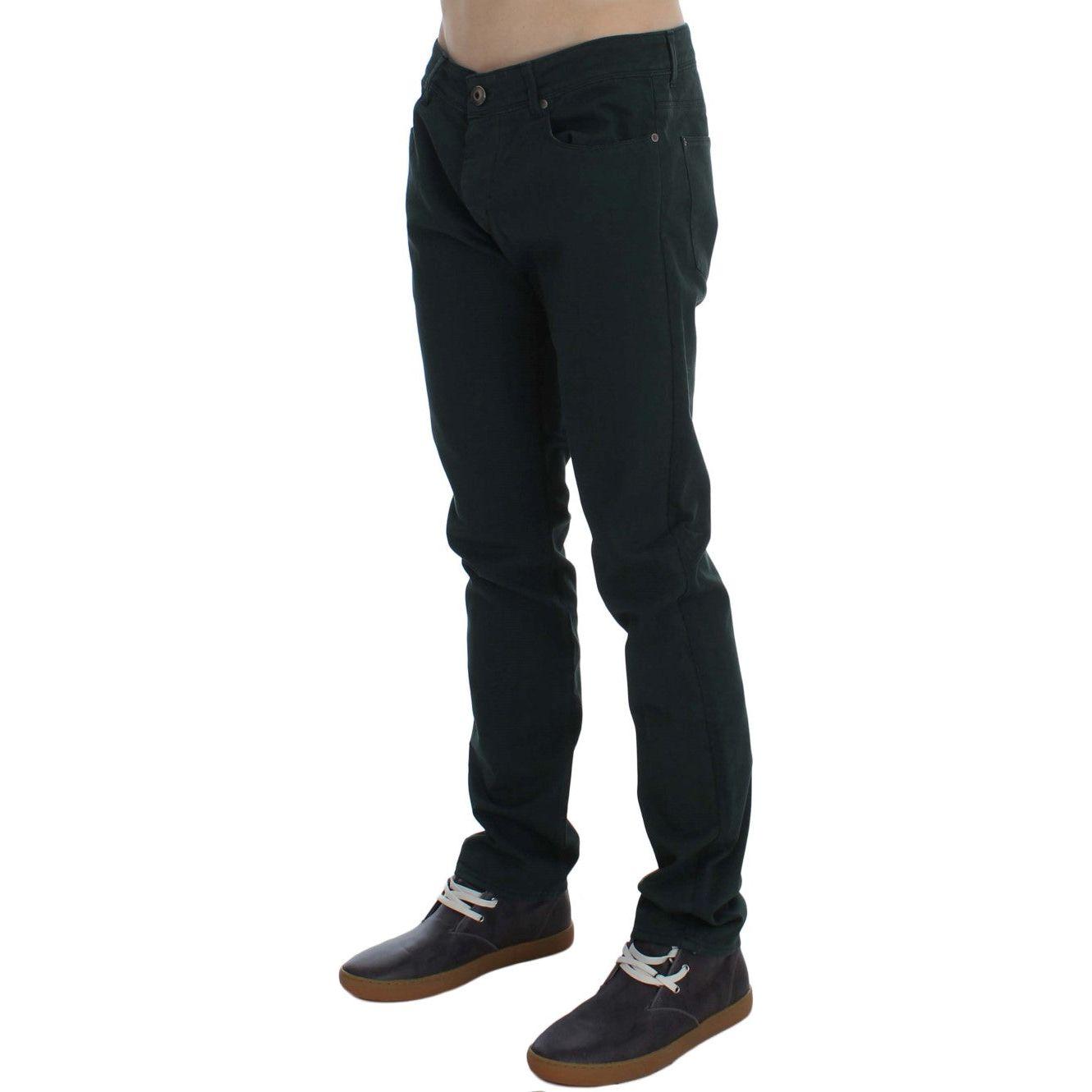 别致的绿色直筒牛仔裤