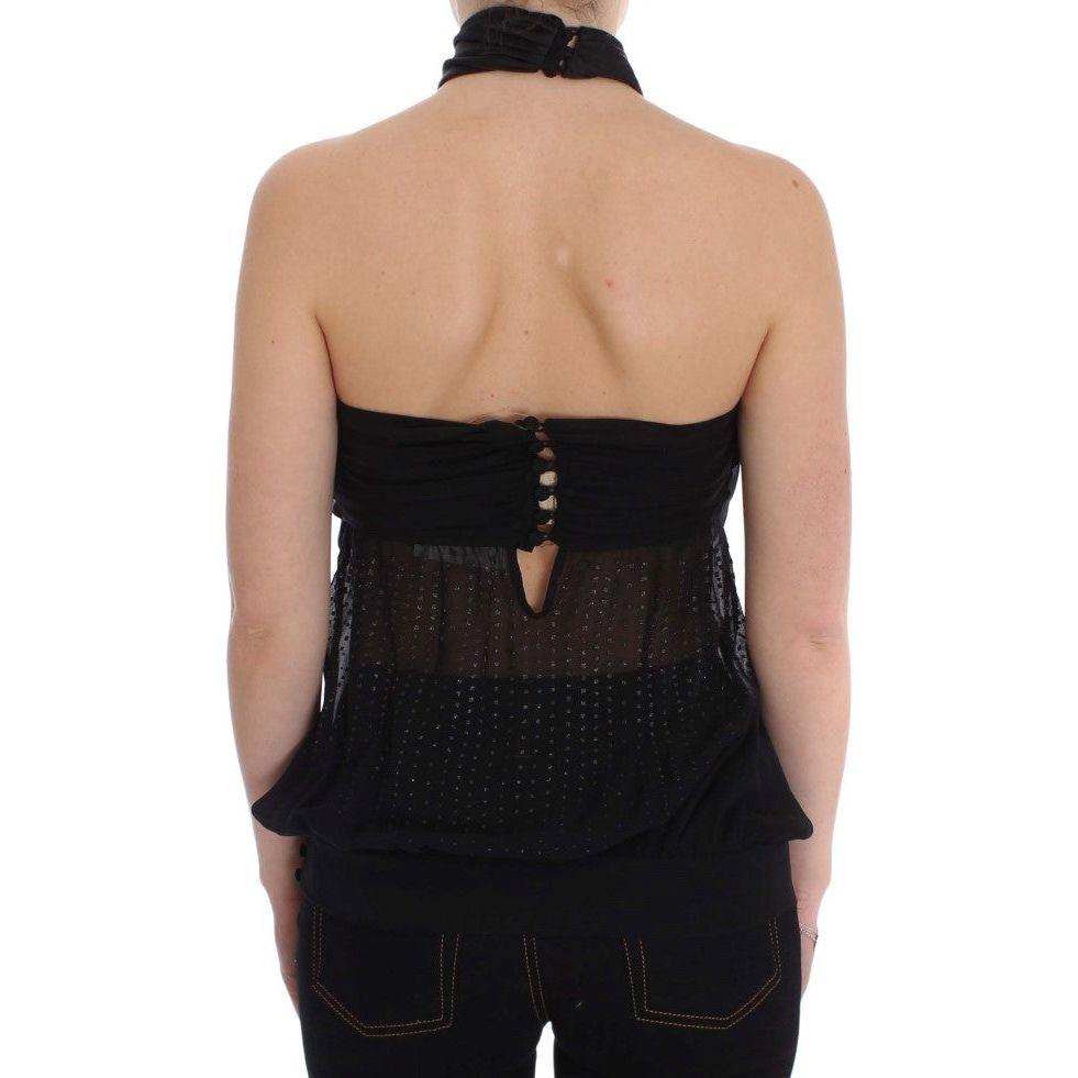 优雅的黑色晚装裹身上衣