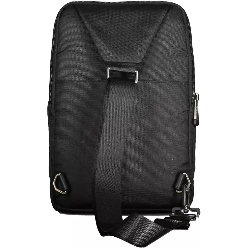 Front view with bag zipped and handles upright.