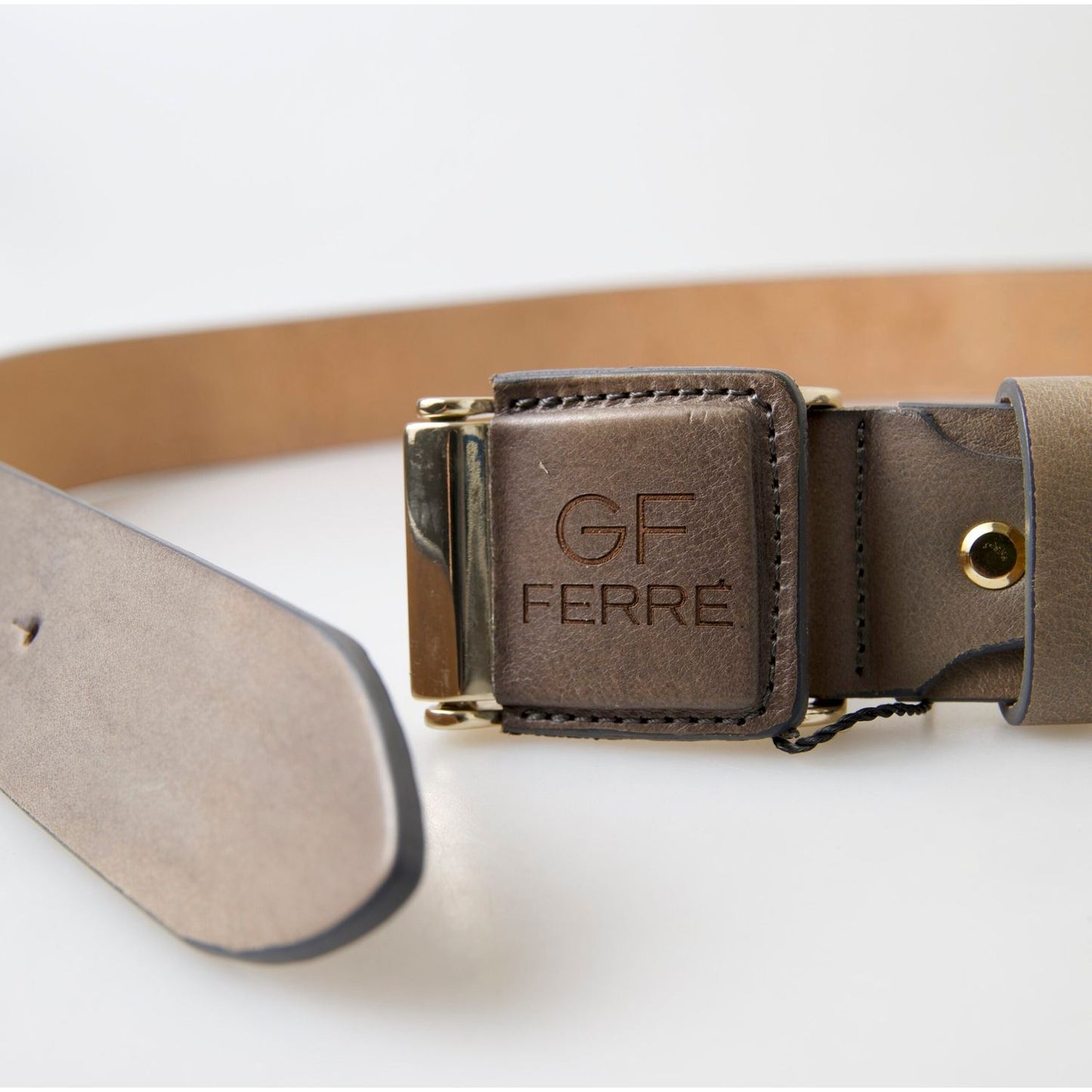 GF Ferre Elegant Leather Fashion Belt with Engraved Buckle GF Ferre