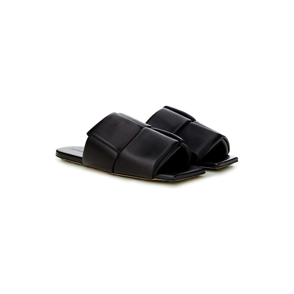 Bottega Veneta Elegant Black Leather Sandals Bottega Veneta