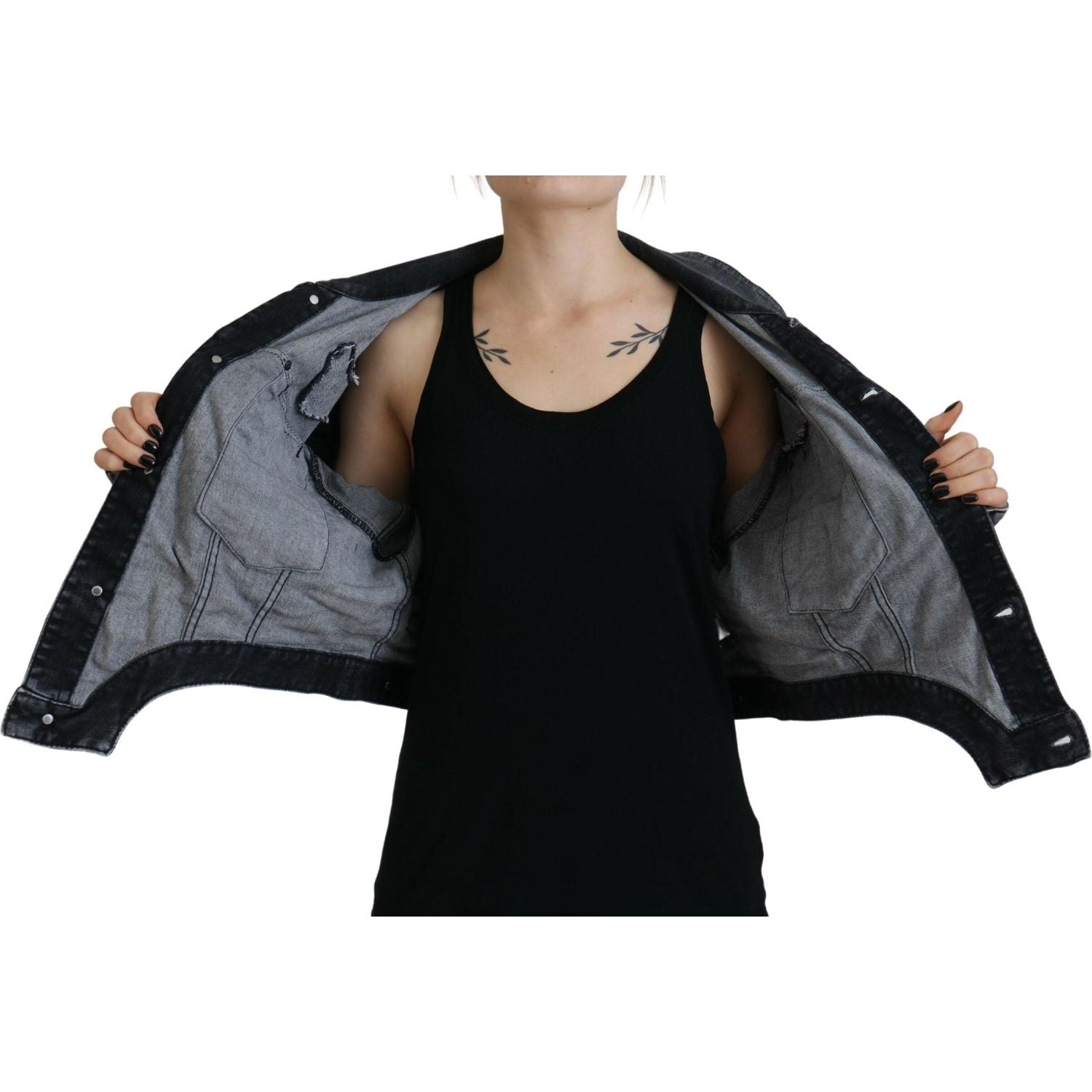 灰色水洗棉质短款牛仔夹克