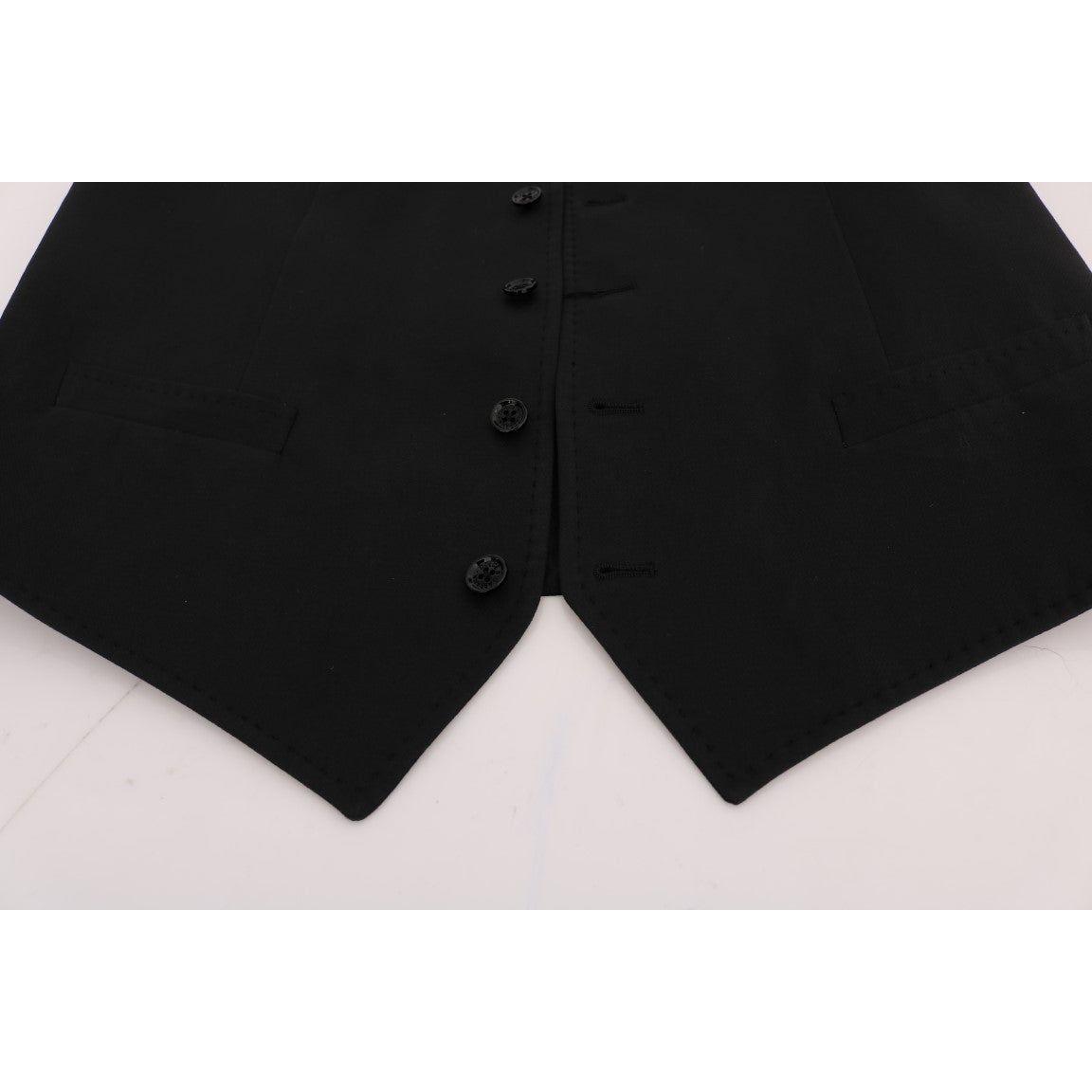 光滑黑色单排扣背心