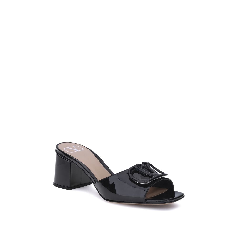 Valentino Garavani Black Calf Leather Bos Taurus Flat Sandals